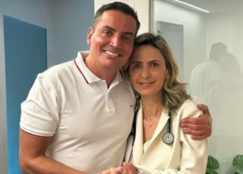Leo Dias e sua médica, Ludmila Najar (Foto: Reprodução/Instagram)