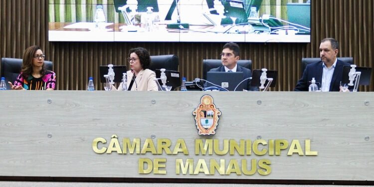 Manausprev presta contas das ações de 2024 em audiência pública