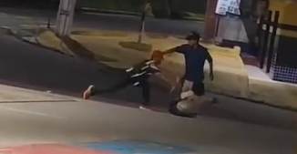 Vídeo homem implora pela vida antes de ser esfaqueado no Amazonas