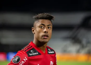 Bruno Henrique é relacionado para jogo do Flamengo pelo Brasileiro