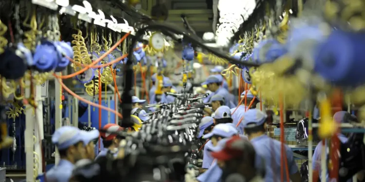 Com alta de 14% no trimestre, produção de motos é a melhor em 13 anos