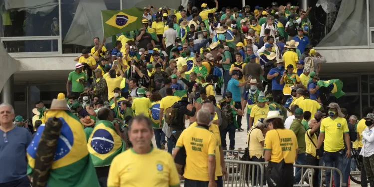 Zanin nega prisão domiciliar para presos do 8/1 que não foram julgados