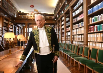 mario-vargas-llosa