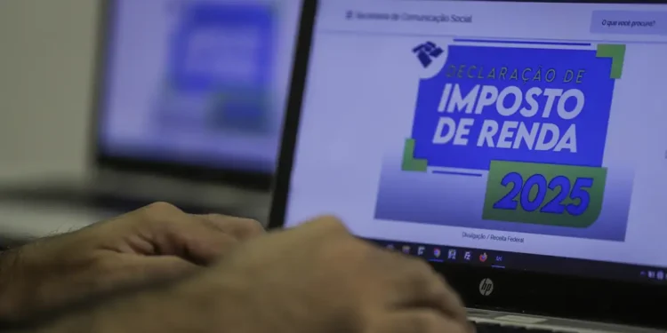 Receita recebe mais de 10 milhões de declarações do IR