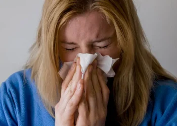 Amazonas registra queda nos casos e mortes por vírus respiratórios, aponta informe da saúde estadual