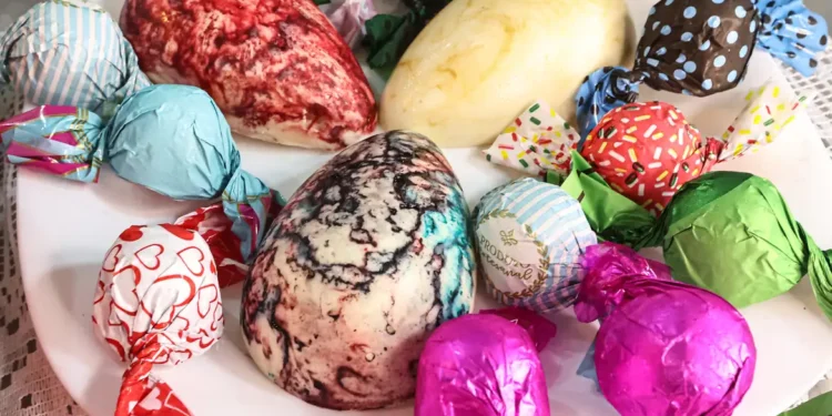 Metade dos brasileiros quer comprar ovos de Páscoa, diz pesquisa