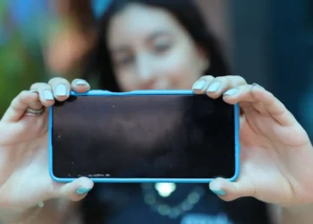 Celular Seguro já emite o alerta de bloqueio de aparelhos