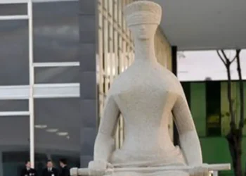 Entidades repudiam publicação de vídeo da intimação de Bolsonaro