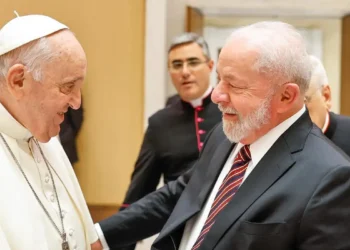 Lula decreta luto oficial de sete dias pela morte do Papa Francisco