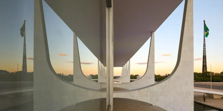 Lula sanciona lei torna permanente a Política Nacional Aldir Blanc