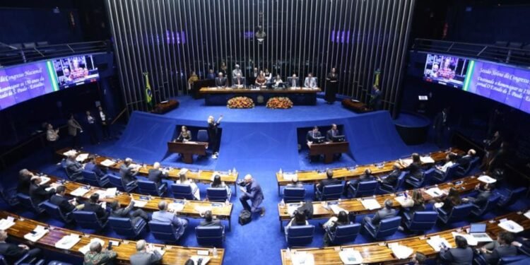 Amazonas pode ganhar mais cadeiras na Câmara e ampliar número de deputados na Aleam