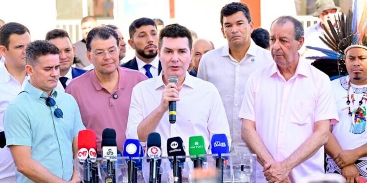 Ministro das Cidades inaugura obras e anuncia 400 novas moradias do Minha Casa, Minha Vida no Amazonas