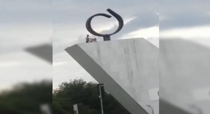 Vídeo: casal é flagrado tendo relações sexuais no Panteão da Pátria