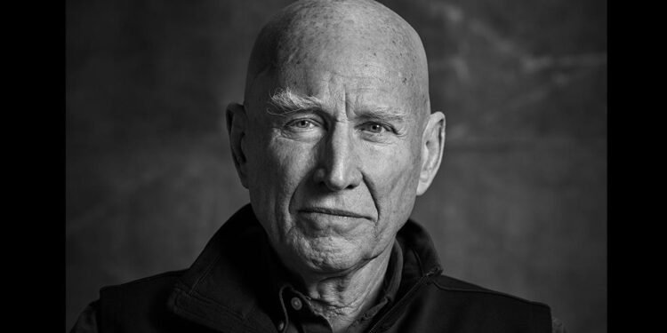 Profissionais da fotografia exaltam legado de Sebastião Salgado após sua morte