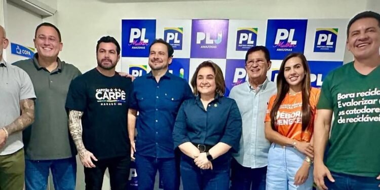 Lideranças e mandatários do PL reunidos: ‘definir estratégias para mudar o Amazonas para melhor’