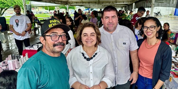 Maria do Carmo movimenta Presidente Figueiredo com extensa agenda no município