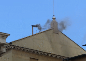 fumaca-preta-conclave