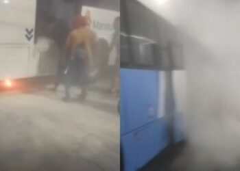 Imagens foram registradas por passageiros no local (Fotos: Reprodução/Internet)