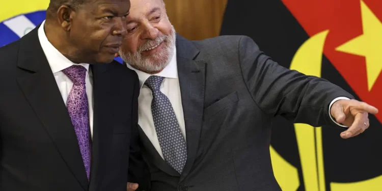 Lula incentiva empresariado a investir em Angola