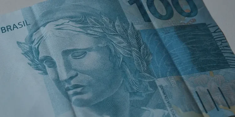 Governo congela R$ 31,3 bi do Orçamento de 2025