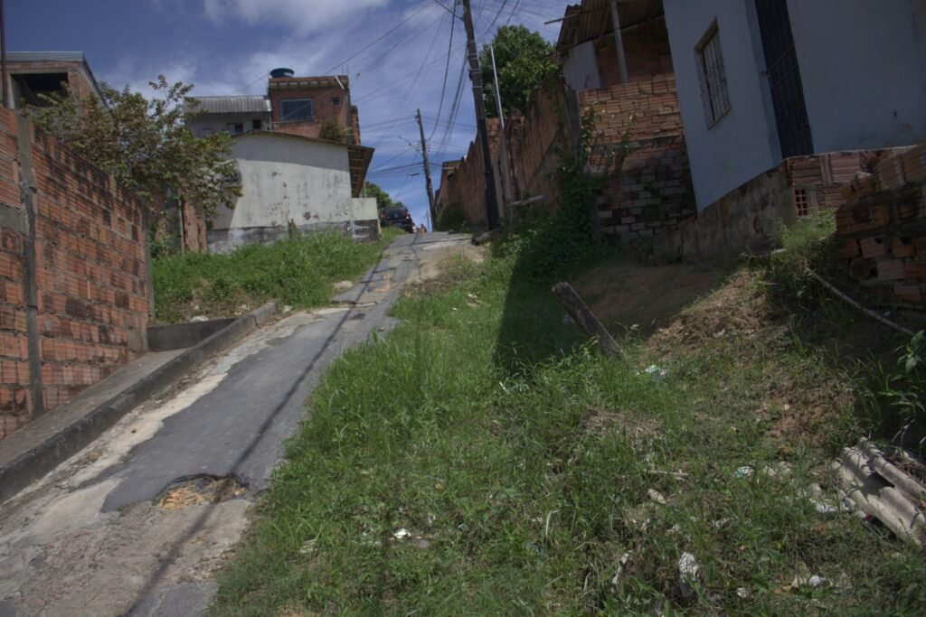 Falta de infraestrutura no bairro Gilberto Mestrinho