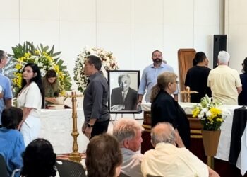 Velório do empresário Carlos Braga (Foto: João Dejacy/Rios de Notícias)