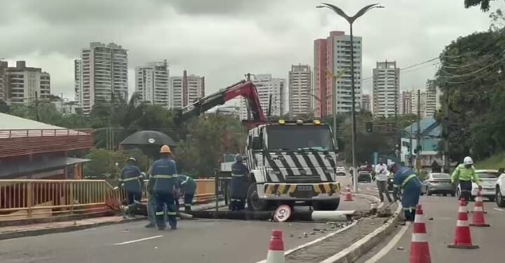 Acidente - Avenida Maceió