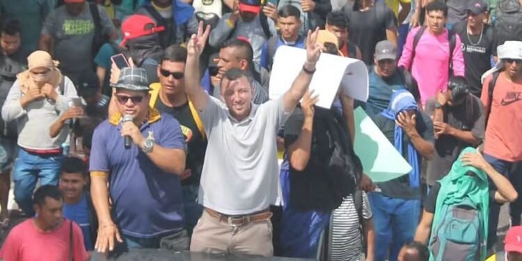Secretário de David Almeida ameaça invadir propriedade privada em meio à greve da construção civil