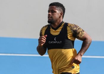 atacante-amazonas-africano