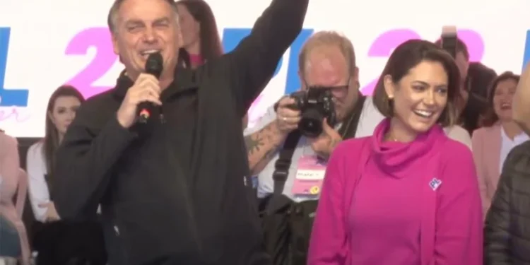 'Com metade do Senado, mudamos o Brasil', diz Bolsonaro em evento do PL Mulher