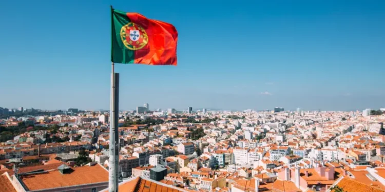 brasileiros-expulsos-portugal