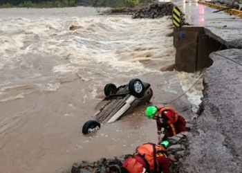 Chuvas obrigam quase 8 mil pessoas a deixarem suas casas no RS