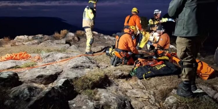Corpo de menina que morreu após queda de penhasco no RS é velado em Curitiba - (Foto: Divulgação/ CRBM)