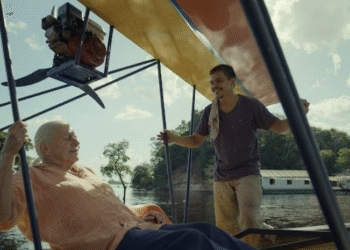 Adanilo em cena de O Último Azul (Foto: Divulgação/Guillermo Garza)