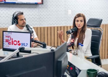 Deputado Federal Capitão Alberto Neto e deputada Estadual Débora Menezes (Foto: João Dejacy/Rios de Notícias)