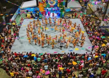 Danças típicas se apresentam durante o Festival Folclórico (Foto: Reprodução/Instagram - @festivalfolcloricodoparque10)