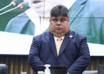 Vereador David Reis é denunciado por nepotismo após nomear tia com salário de R$ 19,2 mil