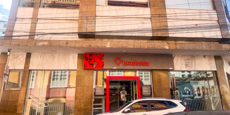 Justiça mantém condenação ao Bradesco por descontos indevidos em benefício de aposentado - (Foto: Divulgação/ Rebeca Mota)