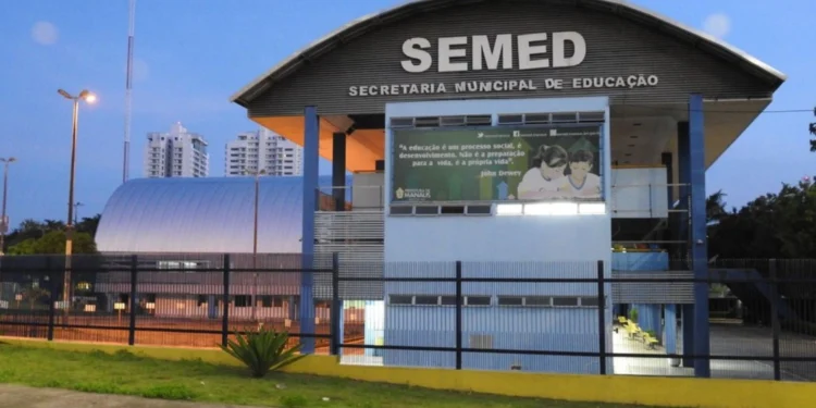 Fachada da Semed - (Foto: Reprodução/Semcom)