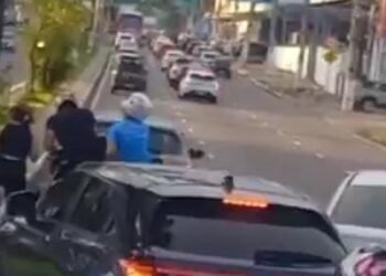 Trânsito - Avenida Constantino Nery