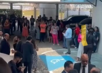 Fumaça em gabinete provoca evacuação na Câmara Municipal de Manaus
