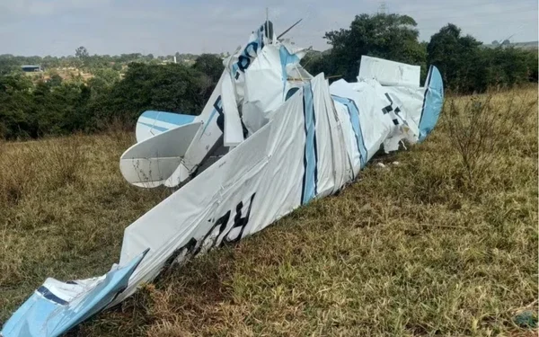 Queda de avião deixa dois mortos no interior de SP