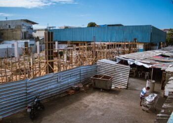 obra na feira da betânia