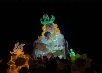 Imagem da padroeira tem 16 metros de altura (Foto: Reprodução/Keynes Breves - Rede Rios)