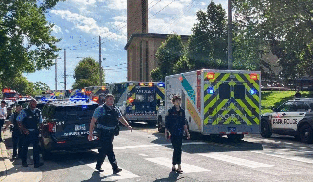 Tiroteio em escola católica deixa duas crianças mortas e 17 feridos nos EUA