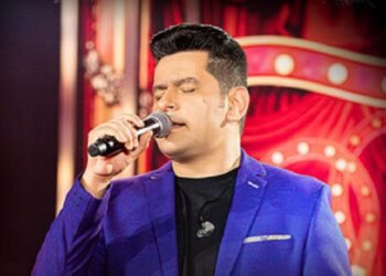 Cantor Léo Magalhães é criticado por comportamento com fãs em Manaquiri