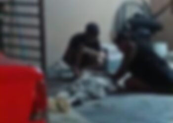 Jovem é executado a tiros na garagem de casa na zona Norte de Manaus