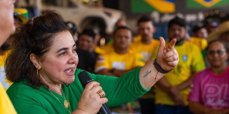 Maria do Carmo começa ‘Reaja, Brasil’ em Apuí; ela também participa do ato em Manaus