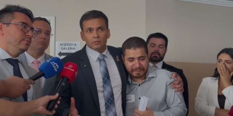 CMM encerra sessão e vereadores impedem marido de grávida vítima de acidente de se pronunciar