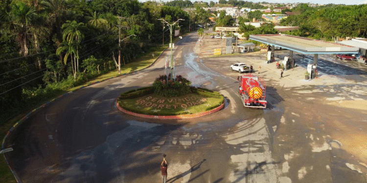 TCE-AM suspende licitação de asfaltamento da Prefeitura de Rio Preto da Eva após indícios de favorecimento